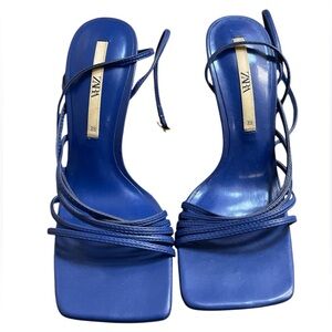 Zara blue strappy heels (sz 39)